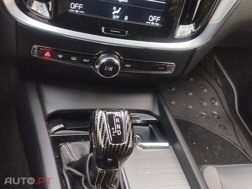 Volvo V60 D4 R design