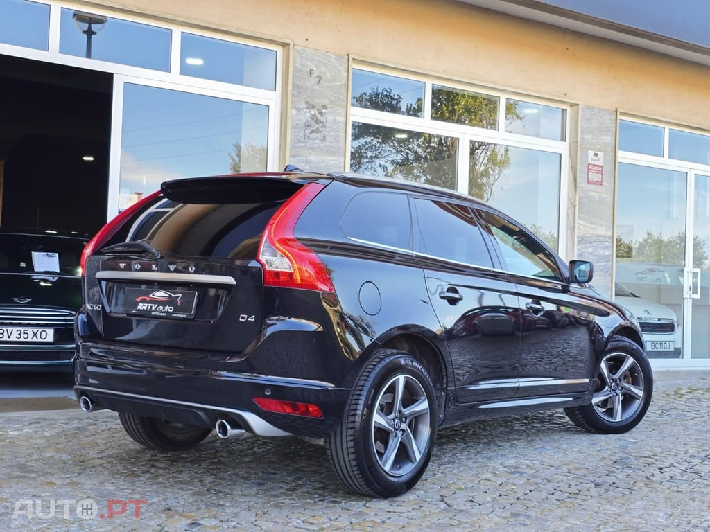 Volvo XC60 2.0 D4 R-Design