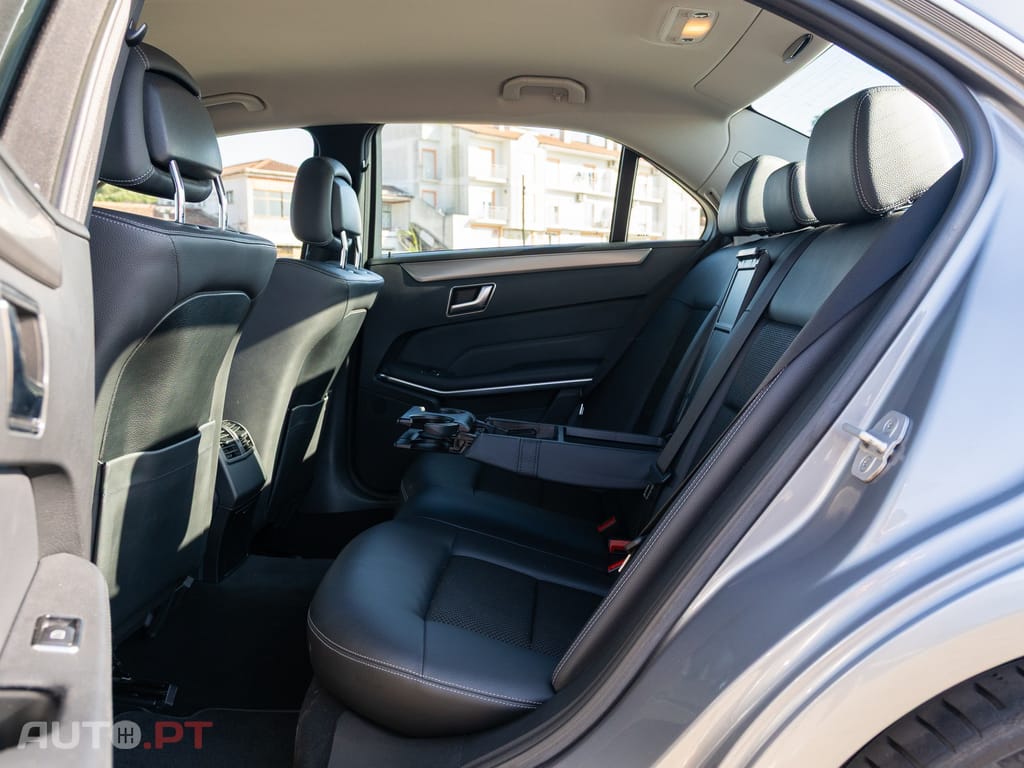 Mercedes-Benz E 300 BlueTEC Hybrid Avantgarde 107g