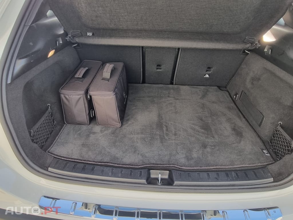 Mercedes-Benz EQA 300 4Matic AMG Line