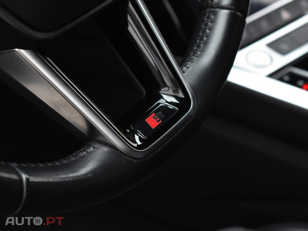 Audi E-Tron 55 quattro S line