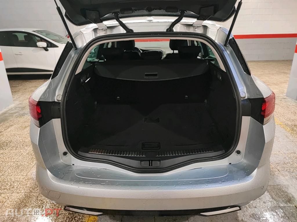 Renault Mégane Sport Tourer 1.5 Blue dCi Intens