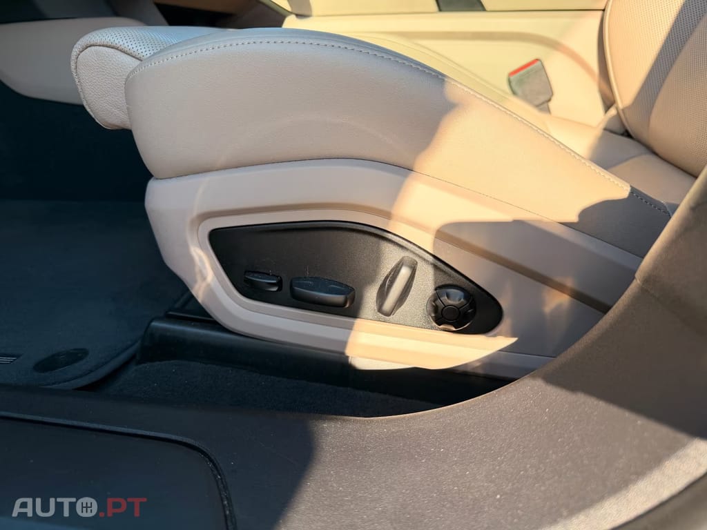 Porsche Taycan Carbon