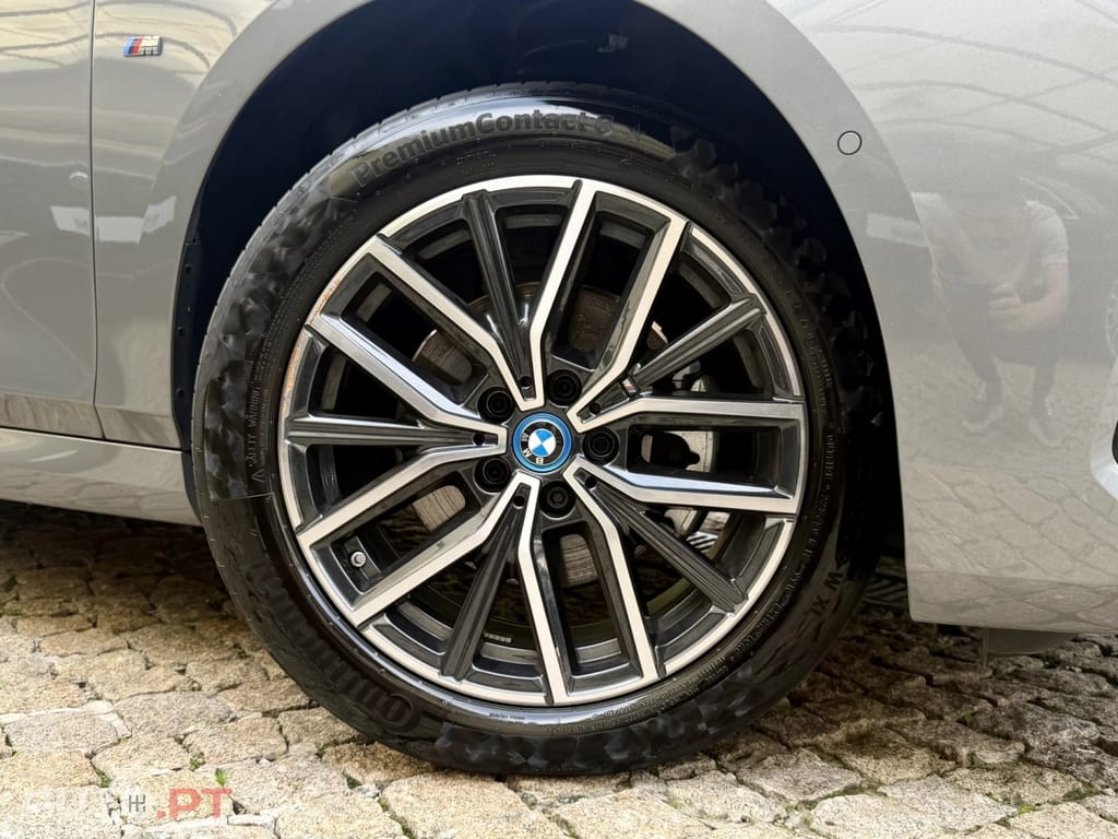 BMW 225 e xDrive Pack Desportivo M