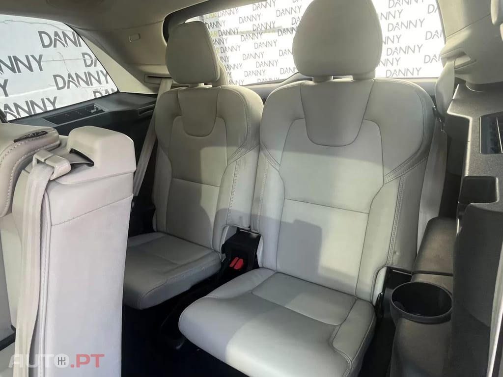Volvo XC90 2.0 T8 PHEV Inscription Expression AWD