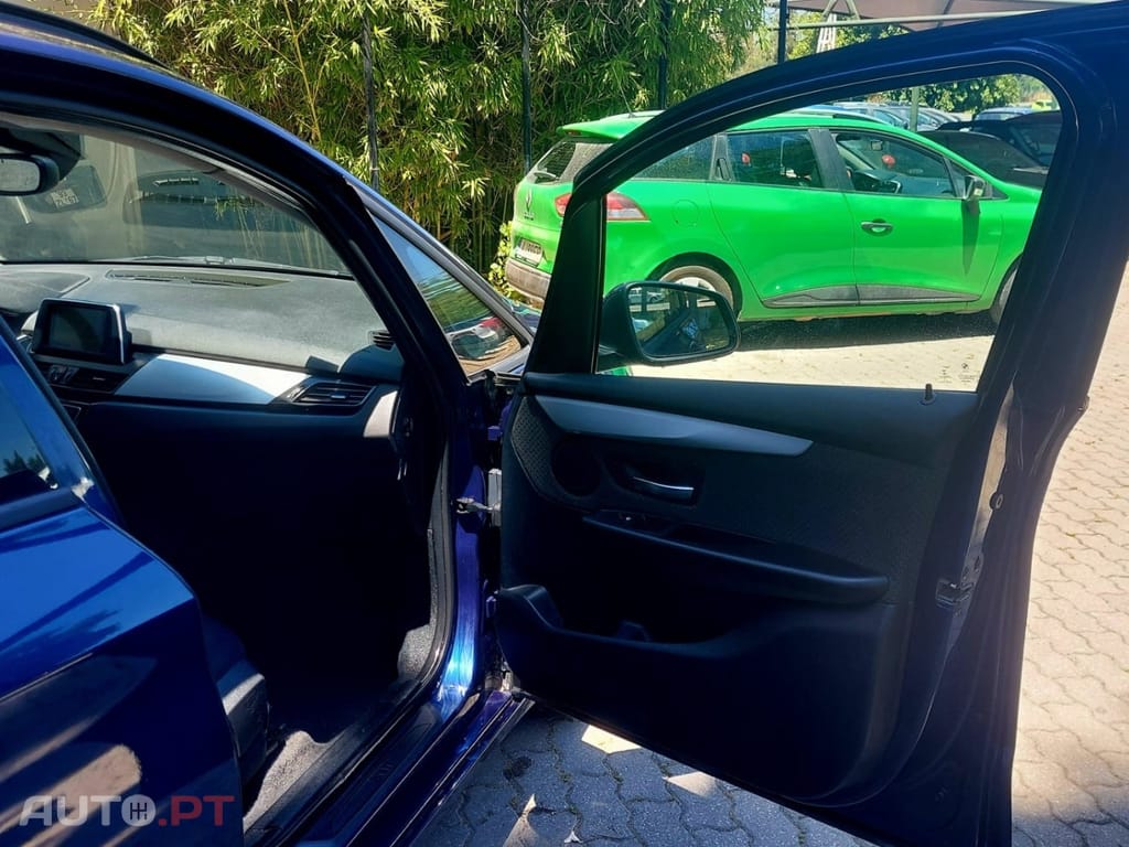 BMW 216 d Advantage