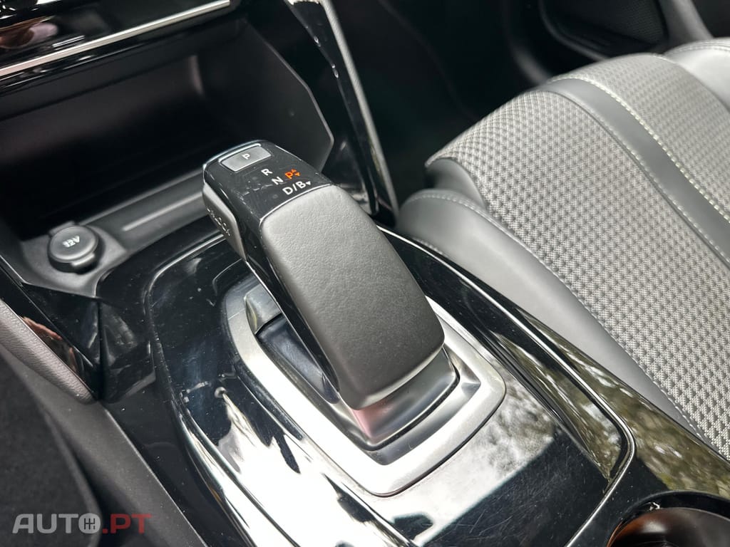 Peugeot E-208 50 kWh GT Pack