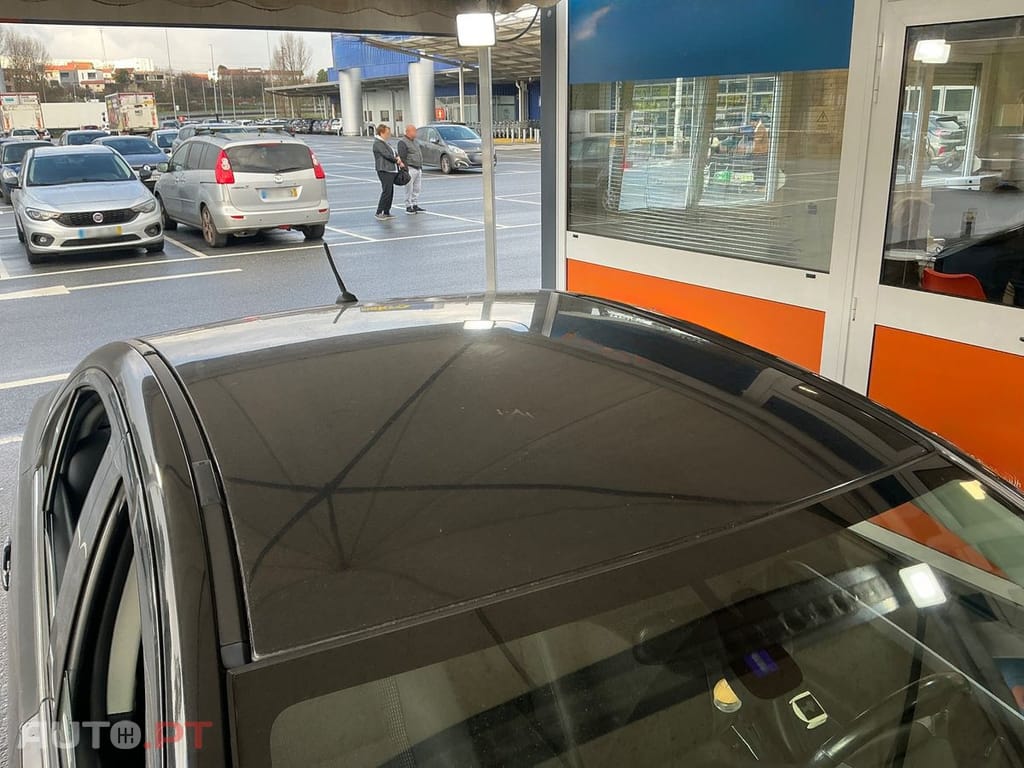 Mitsubishi Lancer 1.6 Invite