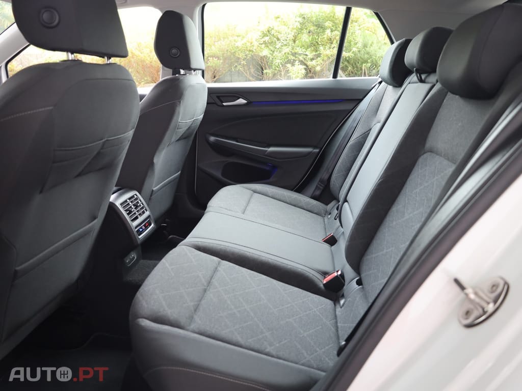 Volkswagen Golf 1.0 TSI Life