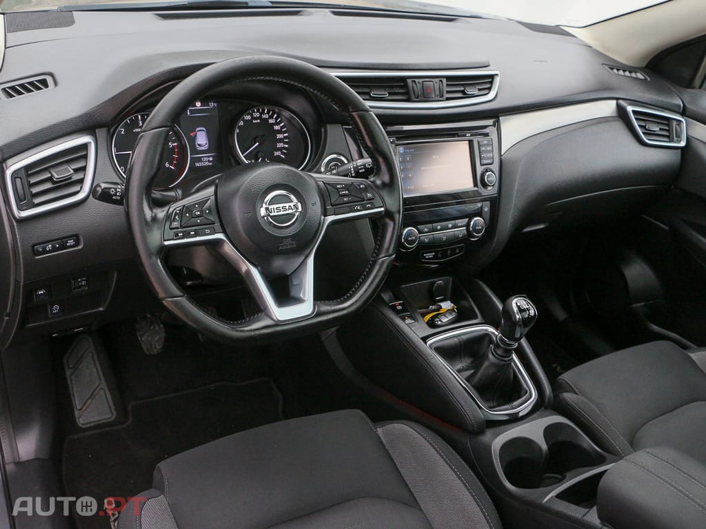 Nissan Qashqai 1.5 dCi N-Connecta