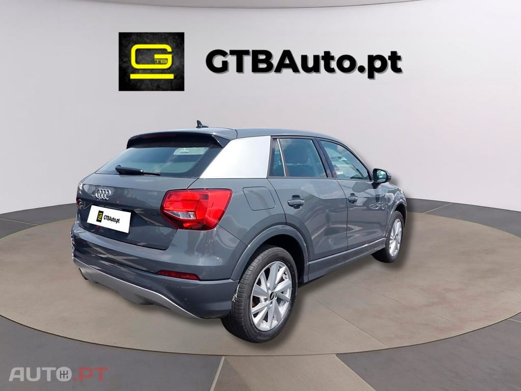 Audi Q2 I.V.A DEDUTÍVEL 35 TDI Sport S tronic