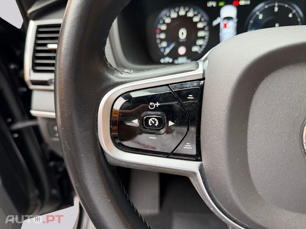 Volvo XC90 B5 Inscription