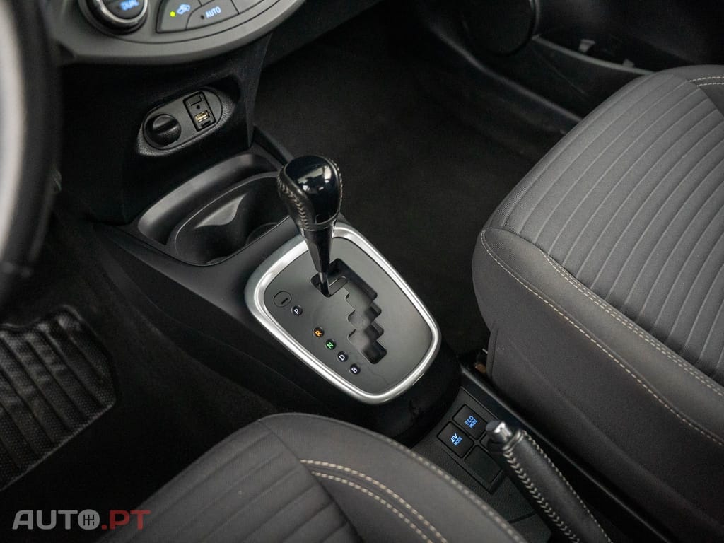 Toyota Yaris 1.5 HSD Comfort+P.Style