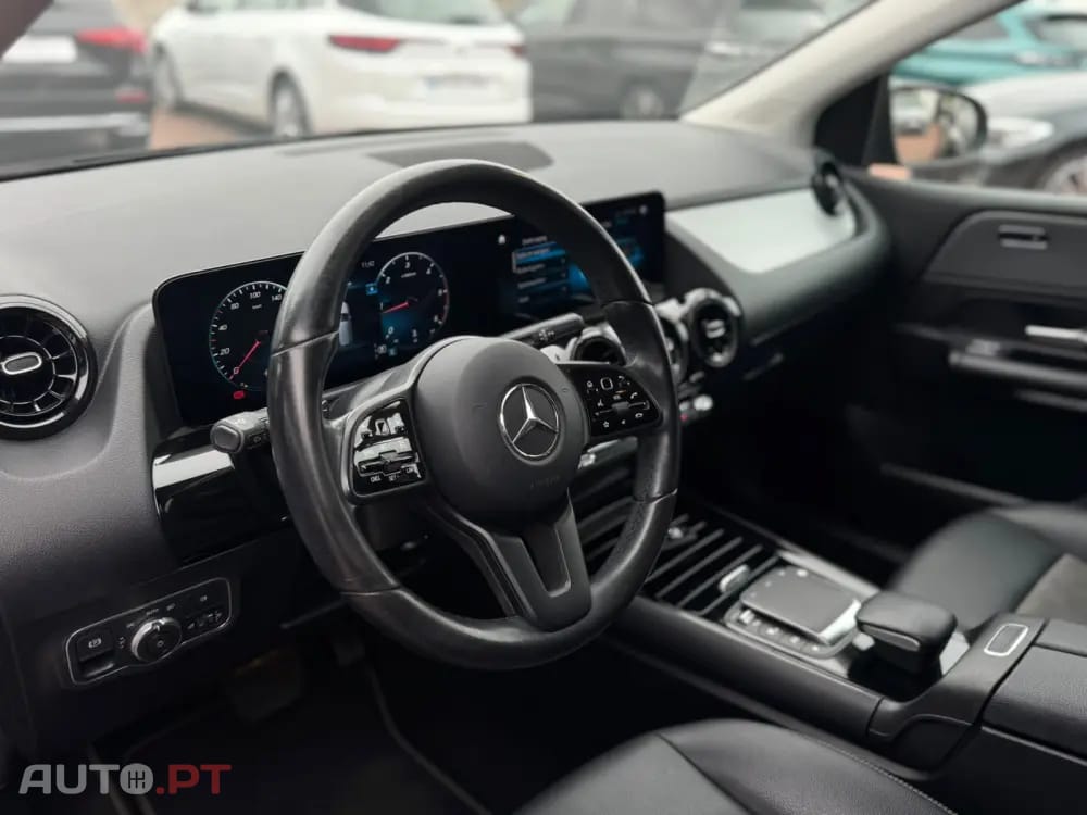 Mercedes-Benz B 200 d 8G-DCT