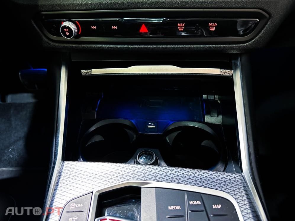 BMW 330 e Pack 50 anos M Auto