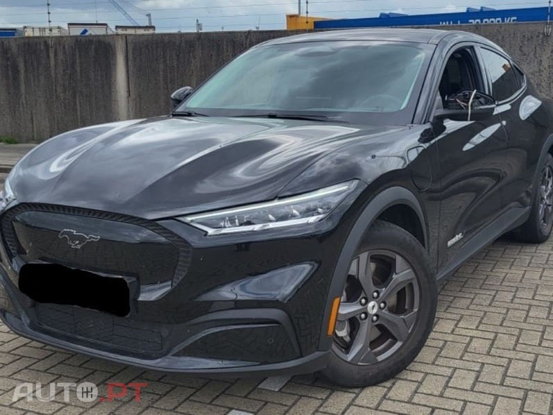 Ford Mustang Mach-E Standard