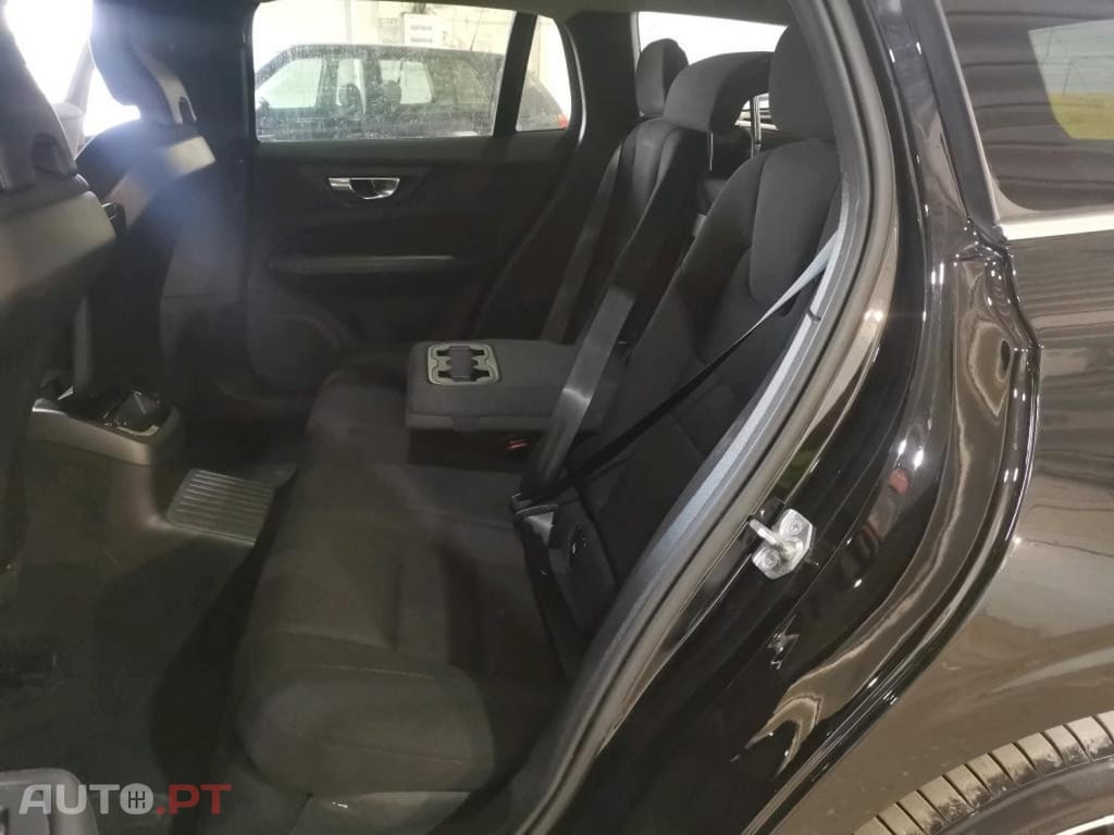 Volvo V60 2.0 T6 AWD TE Inscription Expression