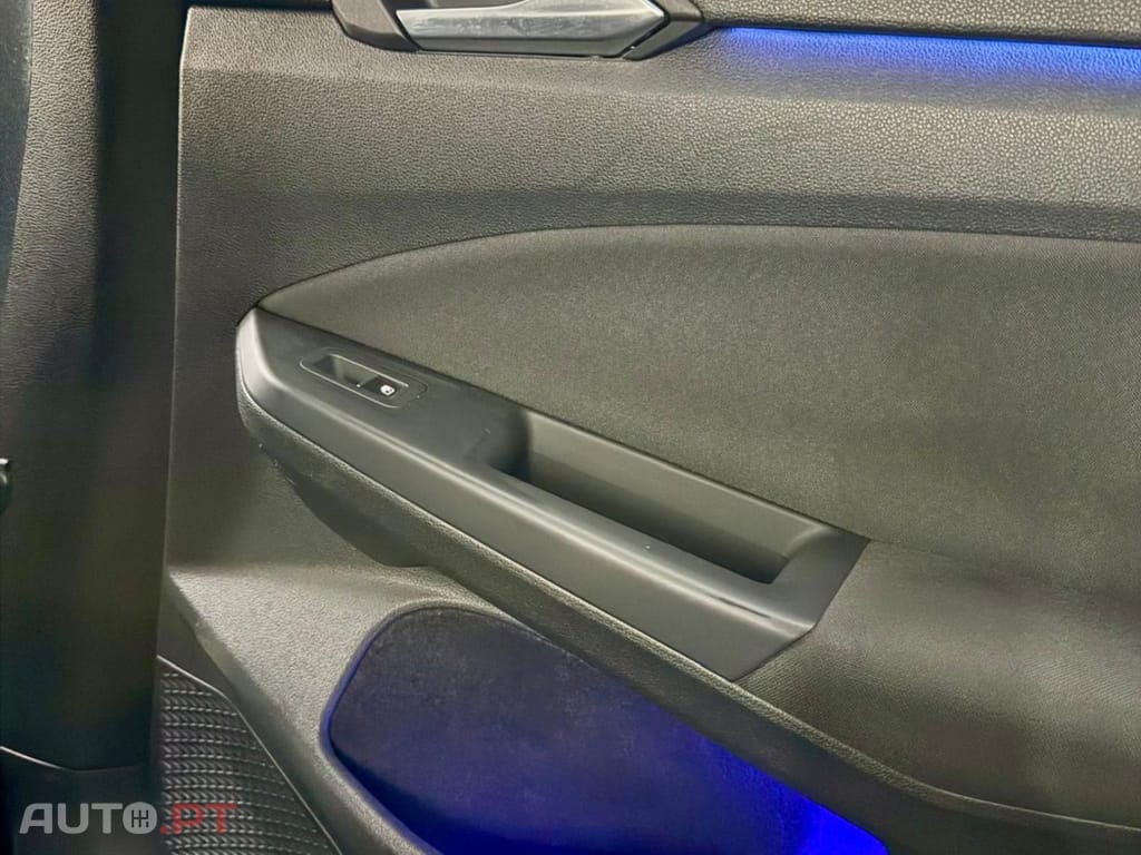 Volkswagen Golf 2.0 TDI Conceptline