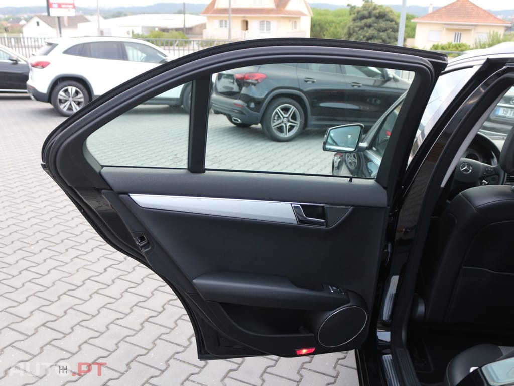 Mercedes-Benz C 250 CDi Avantgarde BlueEfficiency