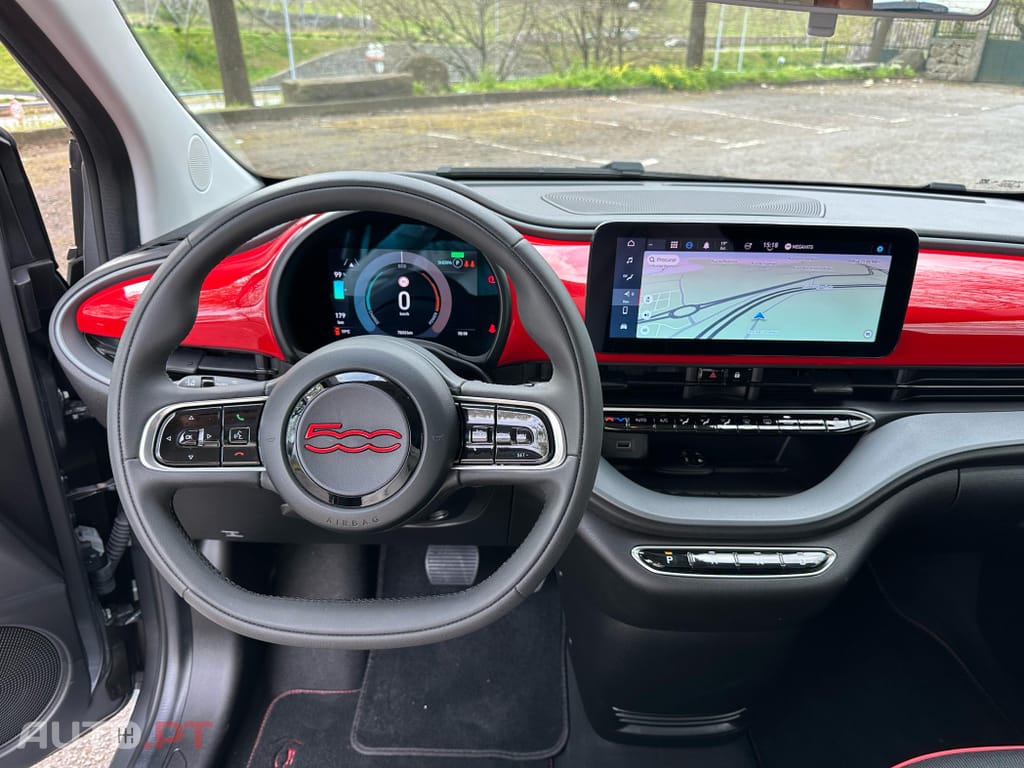 Fiat 500e 23kWh 95cv (RED)