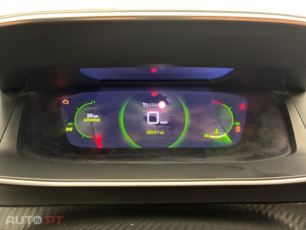 Peugeot 2008 1.2 PureTech Allure