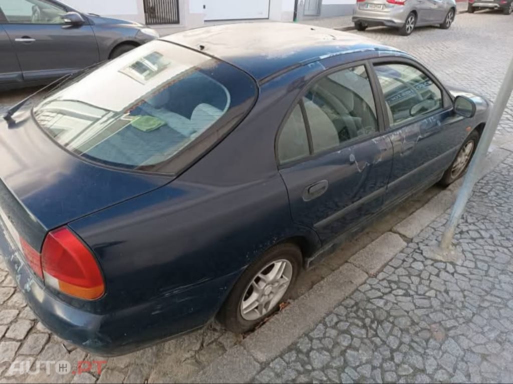 Mitsubishi Carisma 1.6 GLX