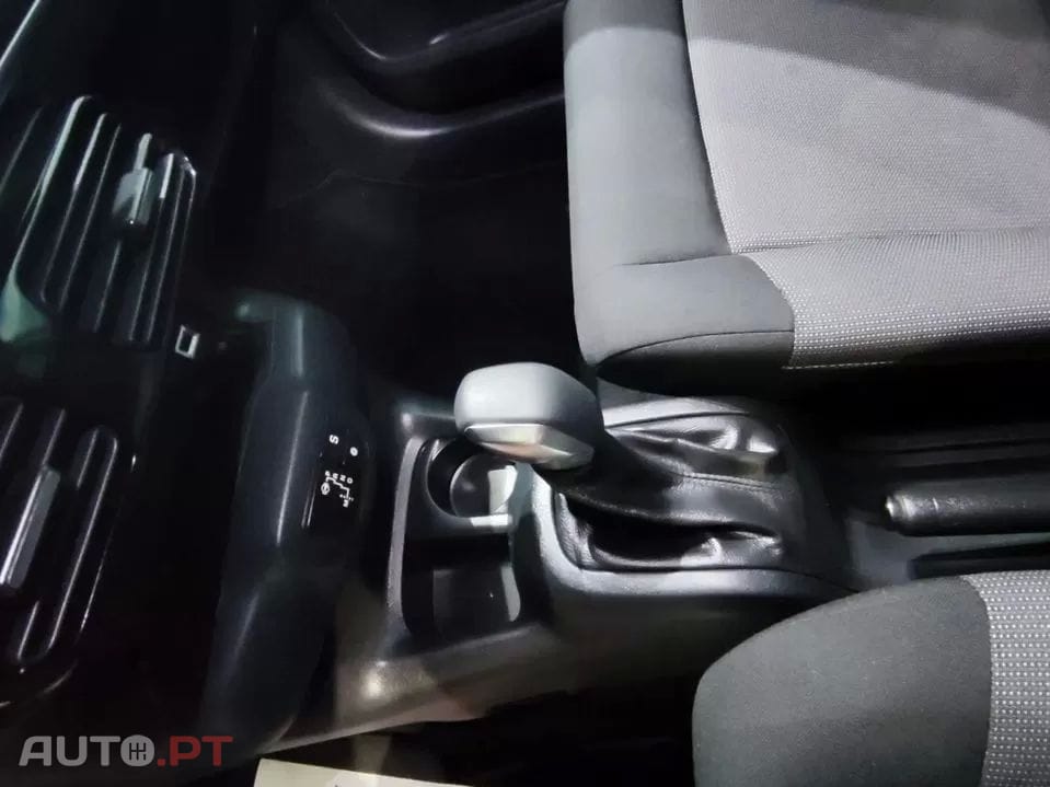 Citroen C4 Cactus 1.2 PureTech Shine EAT6
