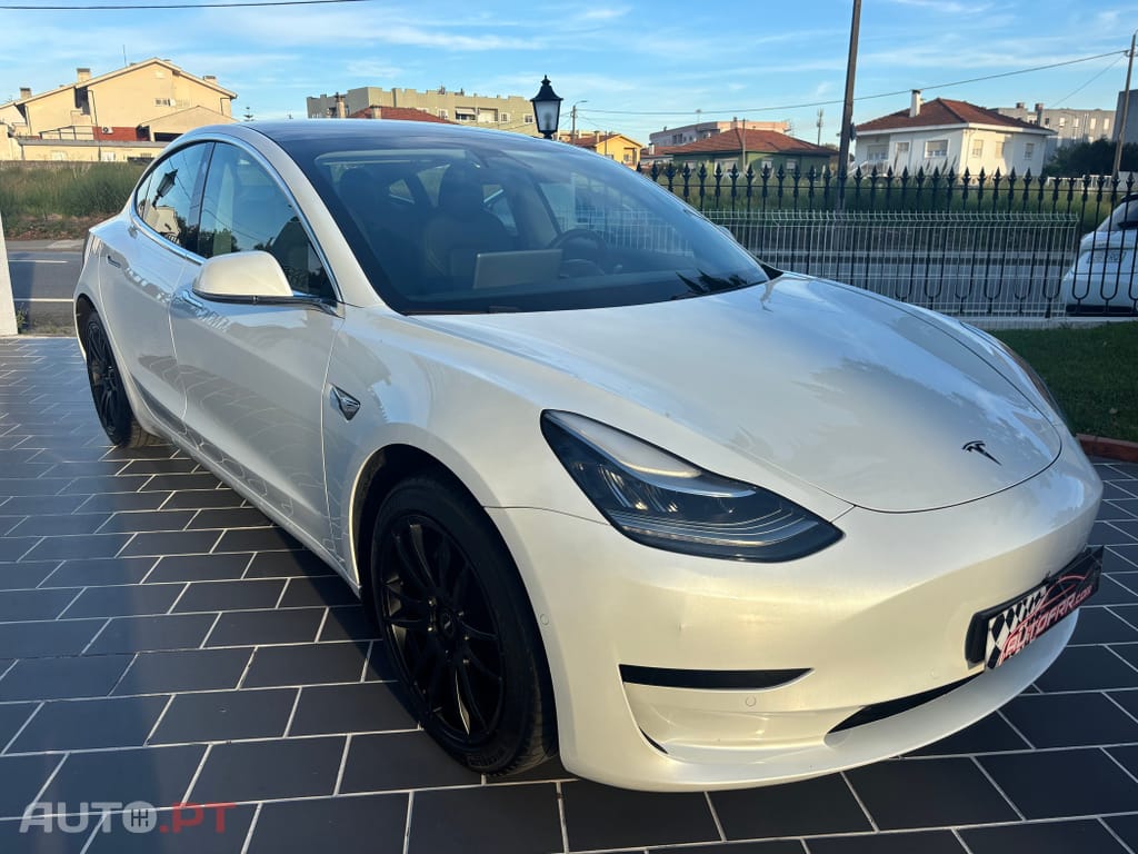Tesla Model 3 Long Range Tração Traseira