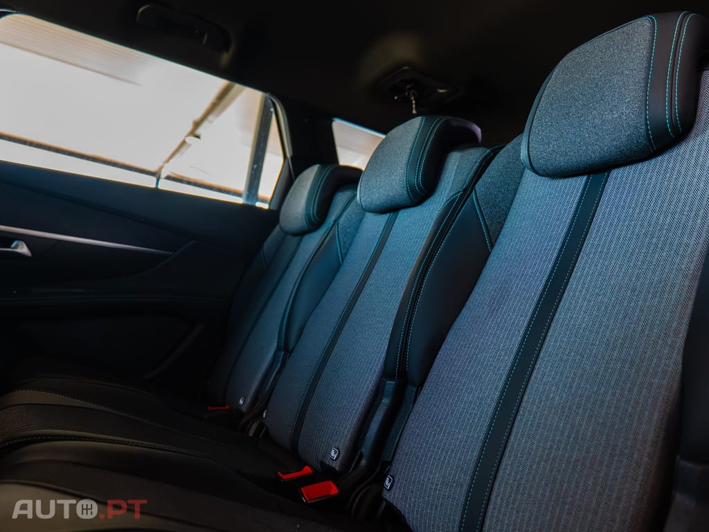 Peugeot 5008 1.2 PureTech Allure Pack EAT8