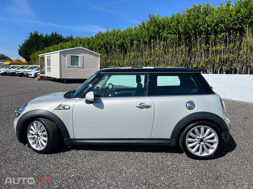 MINI Cooper S Camden Edition