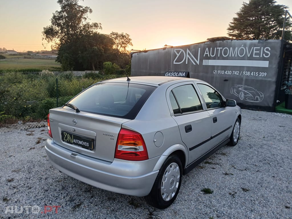 Opel Astra 1.4 Club