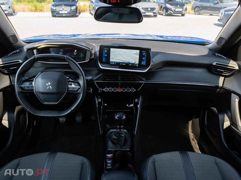 Peugeot 2008 1.2 PureTech Allure Pack