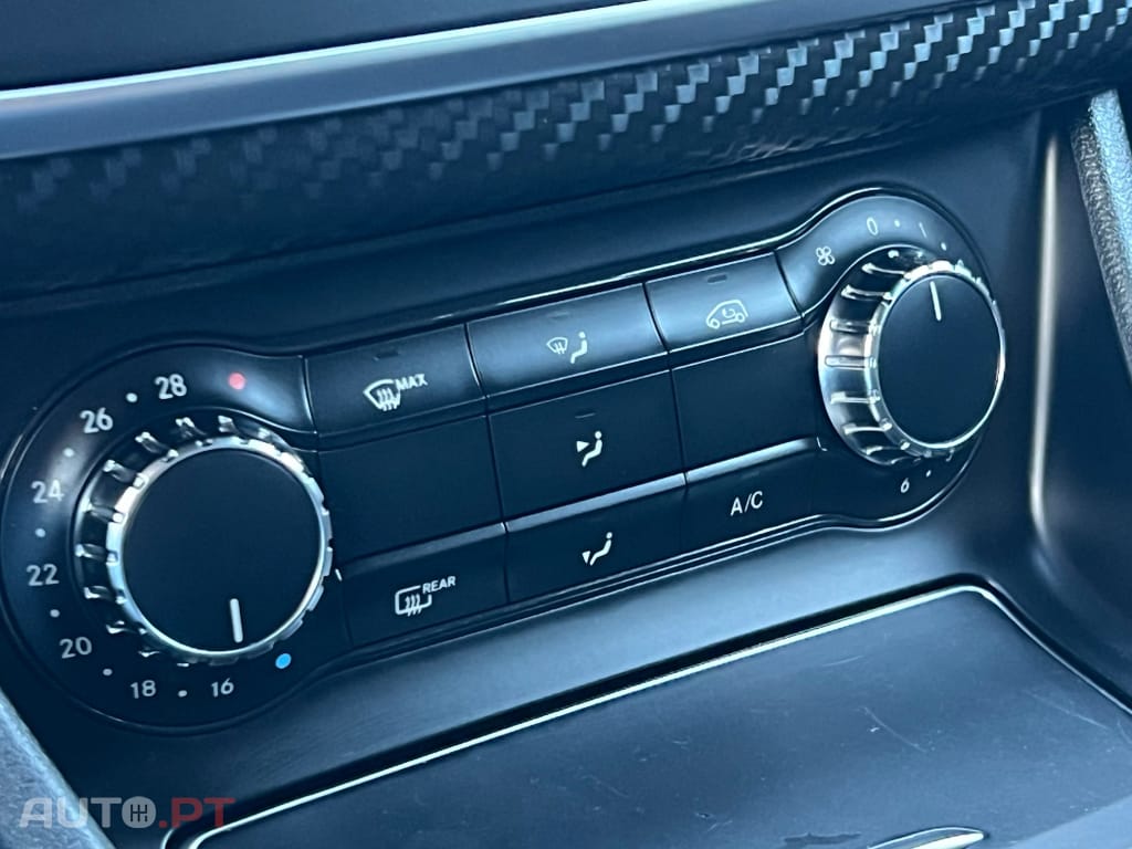 Mercedes-Benz A 180 d AMG Line