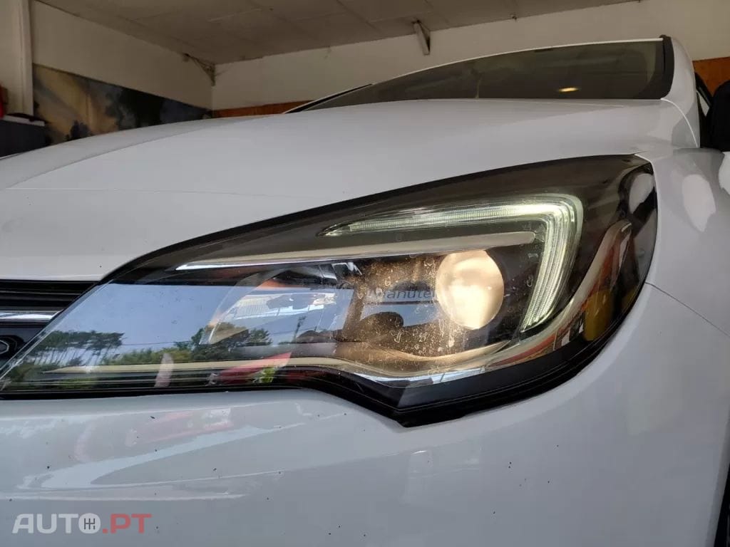 Opel Astra Sports Tourer 1.2 Turbo Business Edition