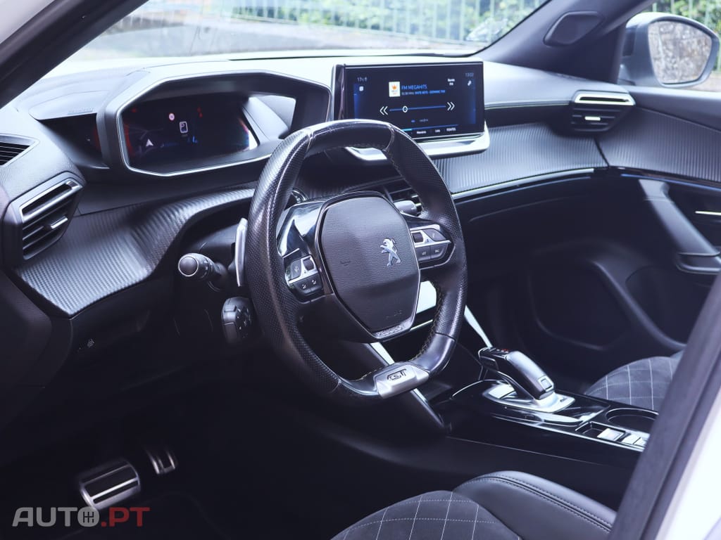 Peugeot 2008 1.5 BlueHDi GT EAT8