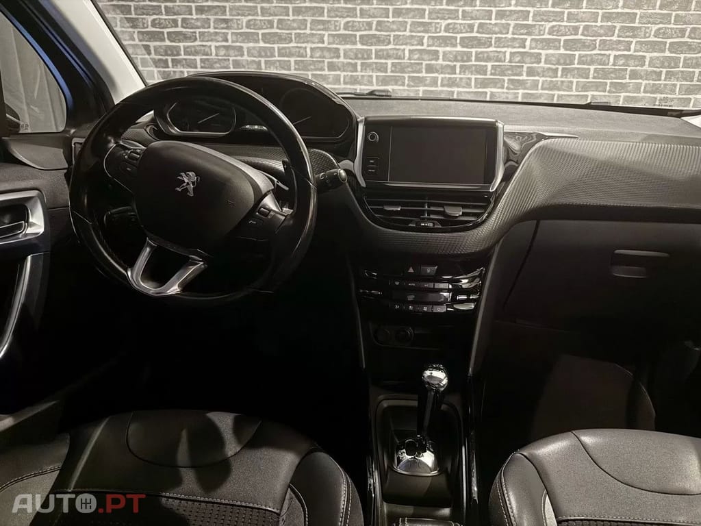 Peugeot 2008 1.6 BlueHDi Allure