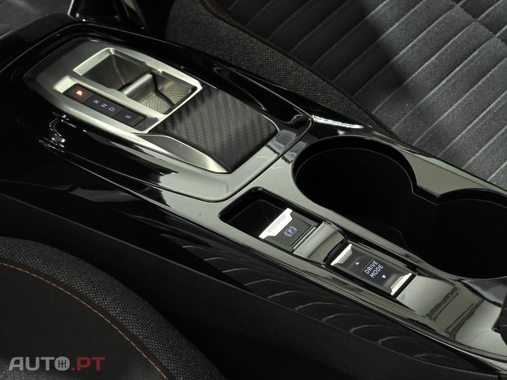 Peugeot E-208 50 kWh Active