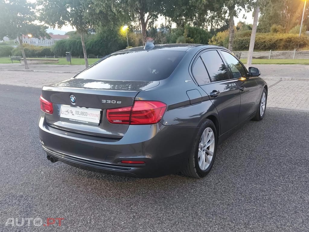 BMW 330 e iPerformance Line Luxury