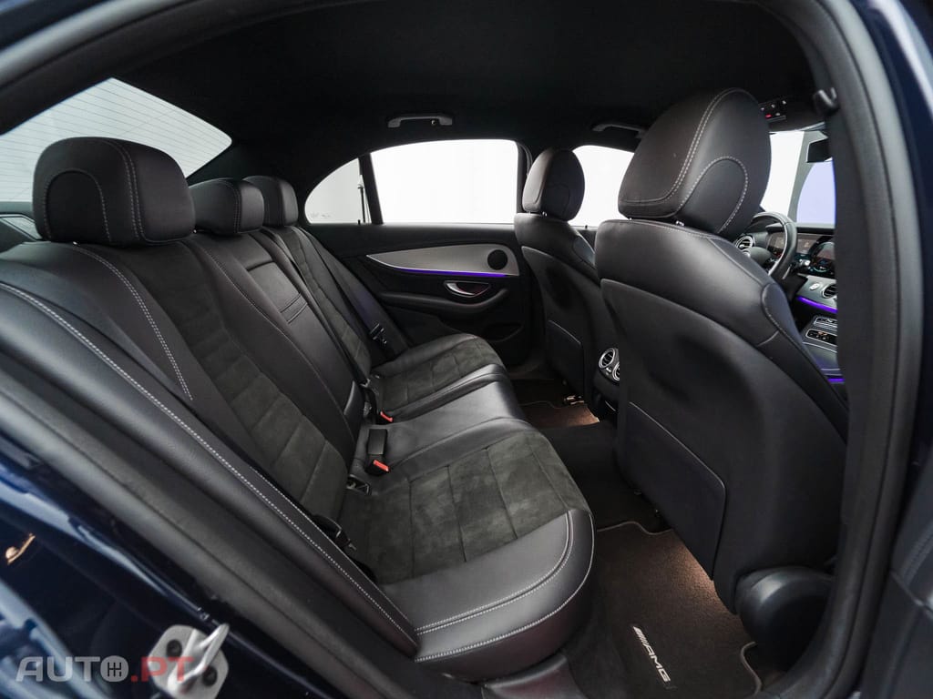 Mercedes-Benz E 300 e AMG Line