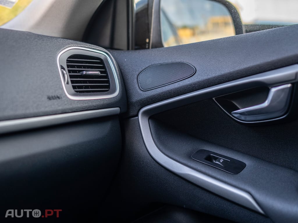 Volvo V40 Cross Country 2.0 D2 Kinetic