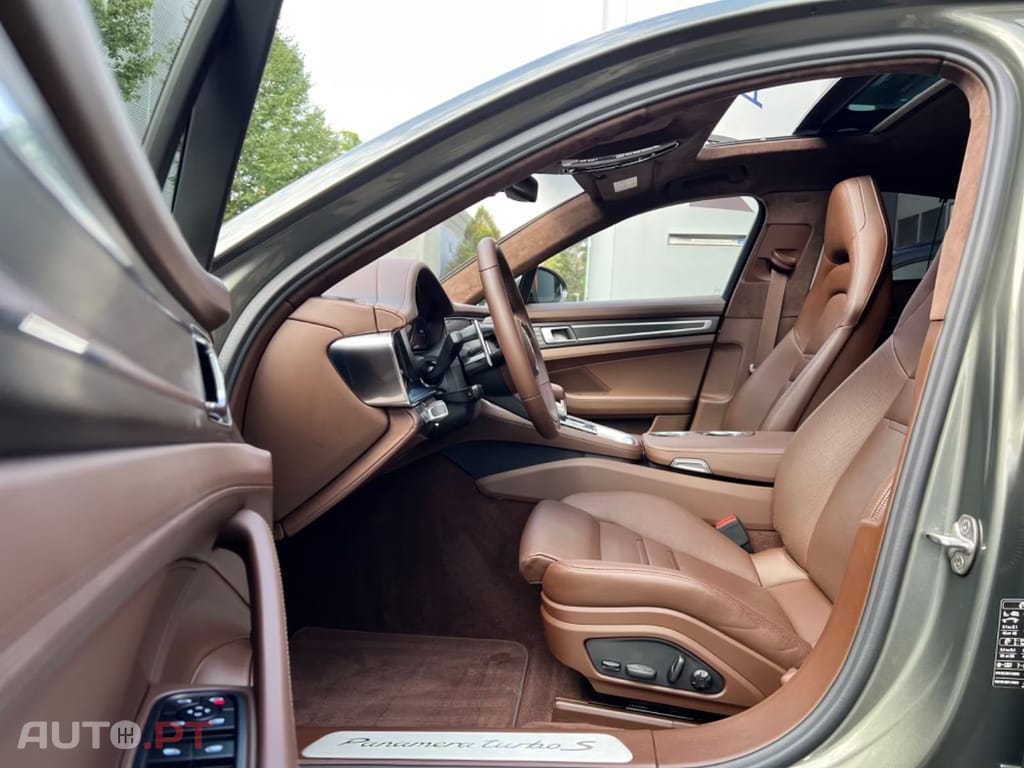 Porsche Panamera Turbo S E-Hyb I.V.A DEDUTÍVEL 