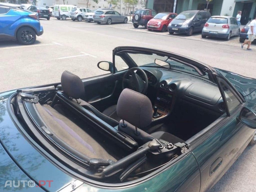 Mazda MX-5 1.6