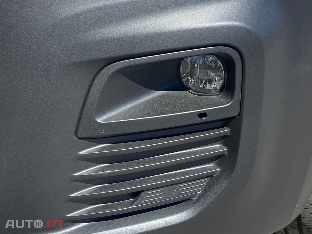 Peugeot Partner 1.6 HDI L1  100cv Carplay  Nacional