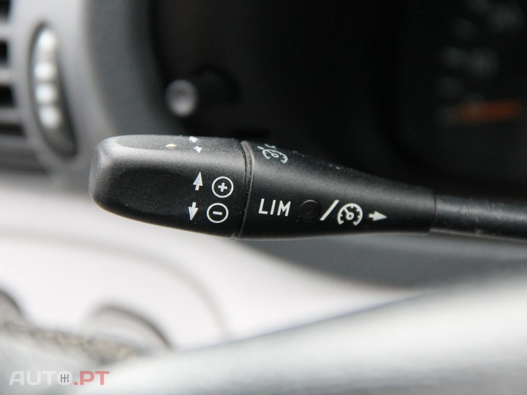 Mercedes-Benz C 220 Outro