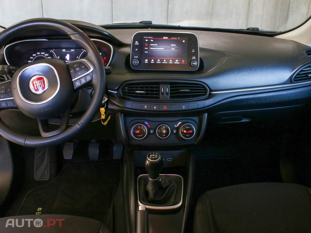 Fiat Tipo 1.3 M-Jet Lounge Tech