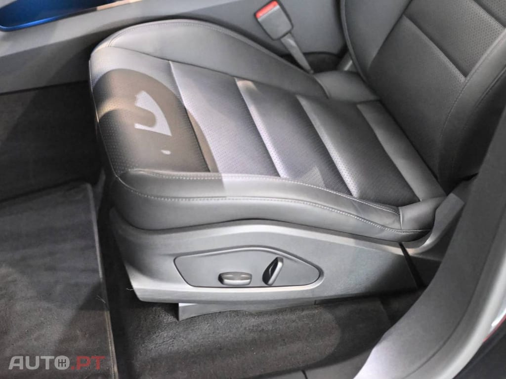 Porsche Macan 4
