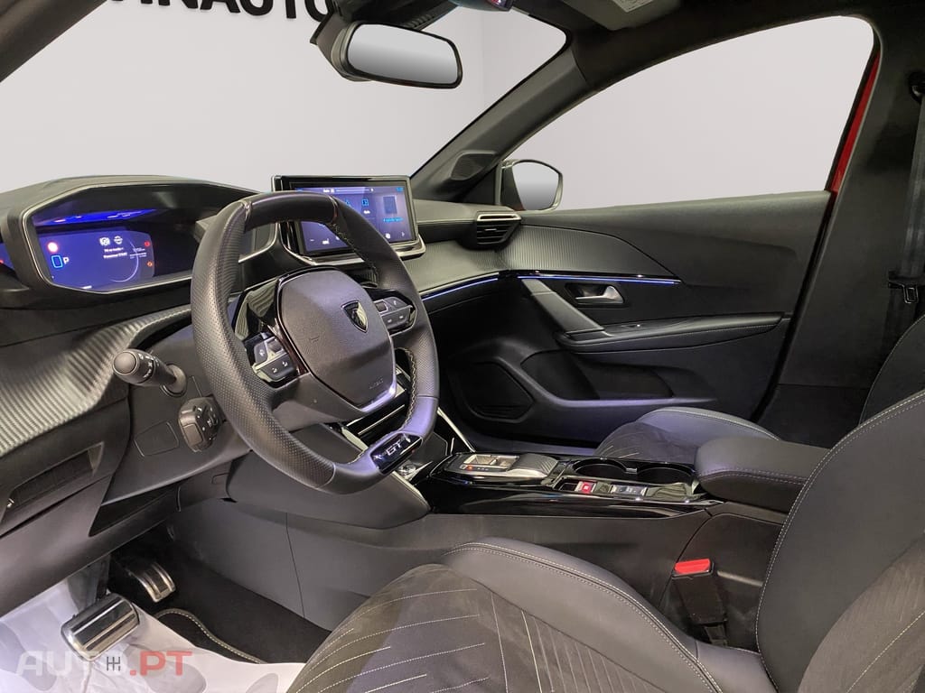 Peugeot 208 1.2 Hybrid GT e-DCS6