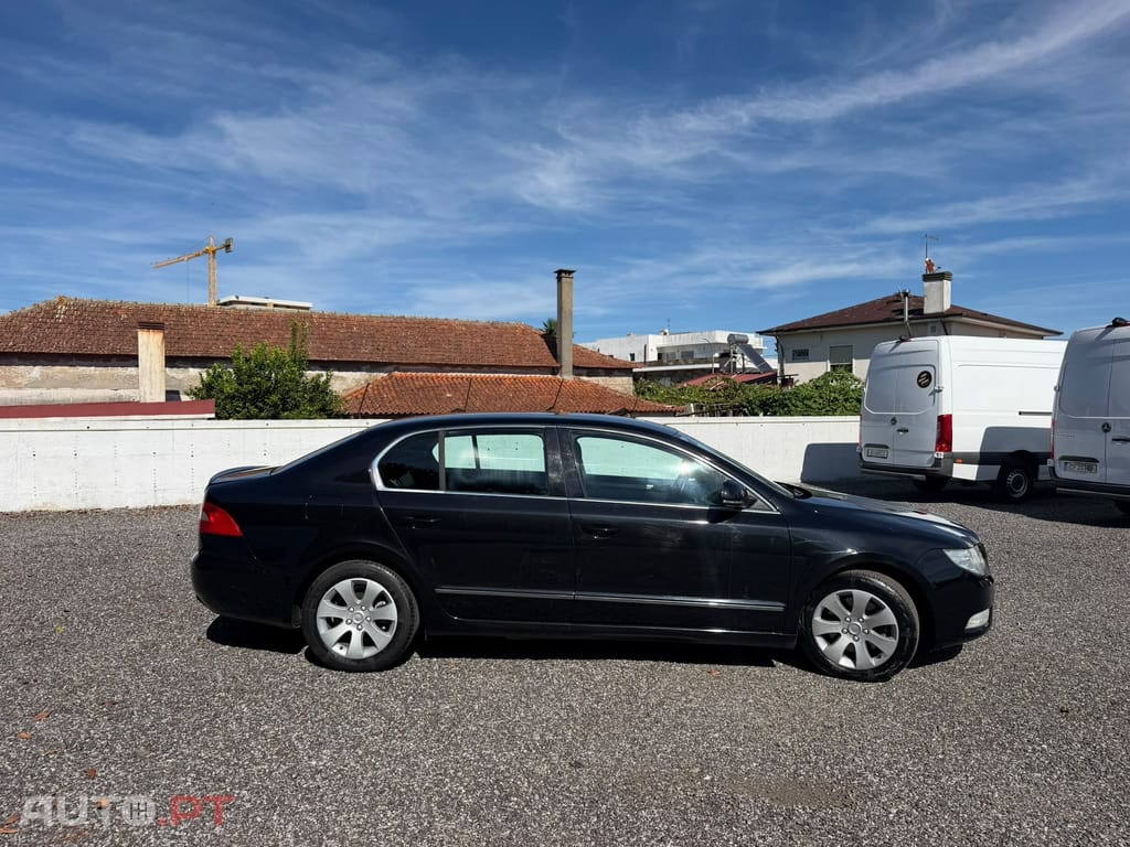 Skoda Superb 1.6 TDi Ambition
