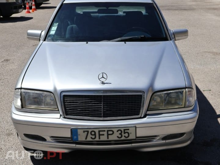 Mercedes-Benz C 220 D Classic
