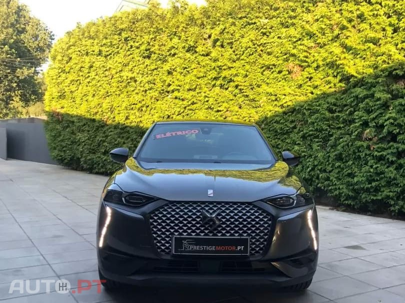 DS DS3 Crossback E-Tense Performance Line